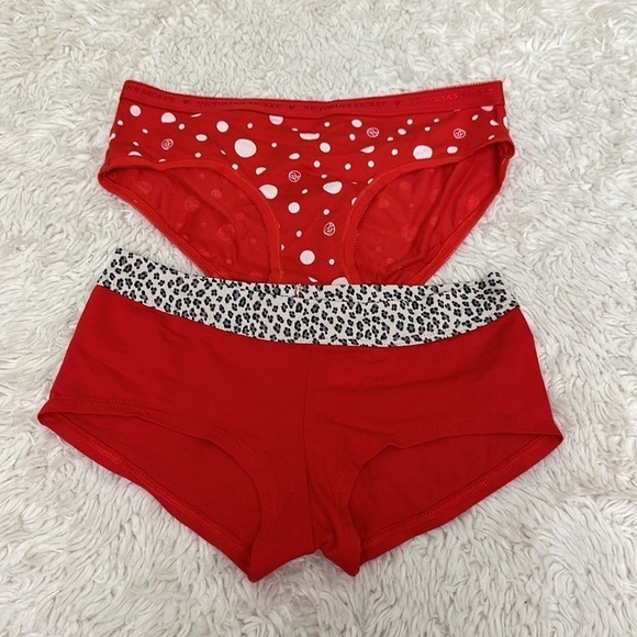 Victoria's Secret Other - Bundle Victoria’s secret panties size XS